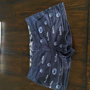 Embroidered Penn State shorts